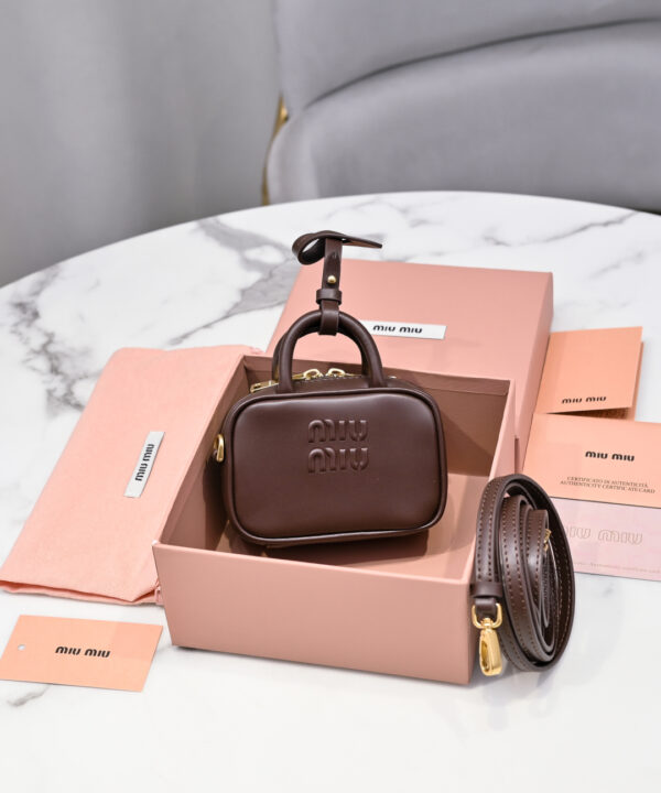 Leather trick Briarwood