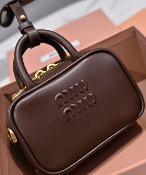 Leather trick Briarwood