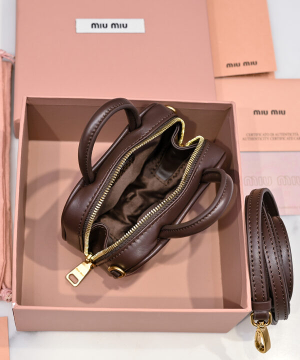 Leather trick Briarwood