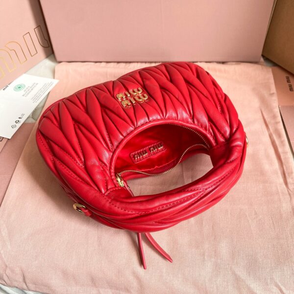 Wander matelassé nappa leather hobo bag