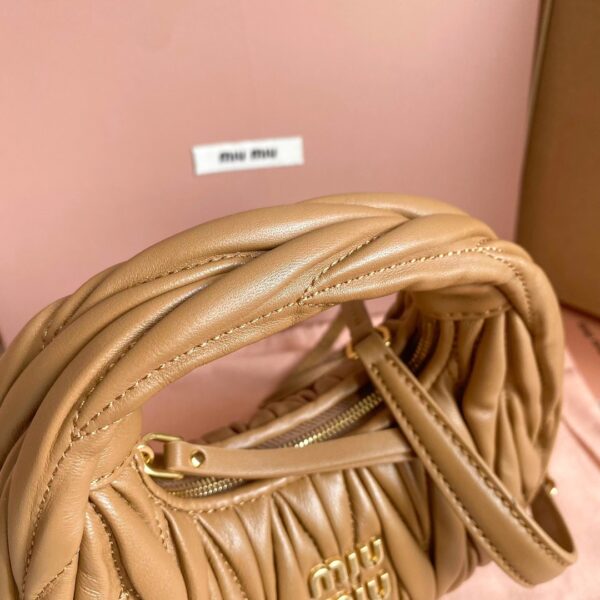 Wander matelassé nappa leather hobo bag