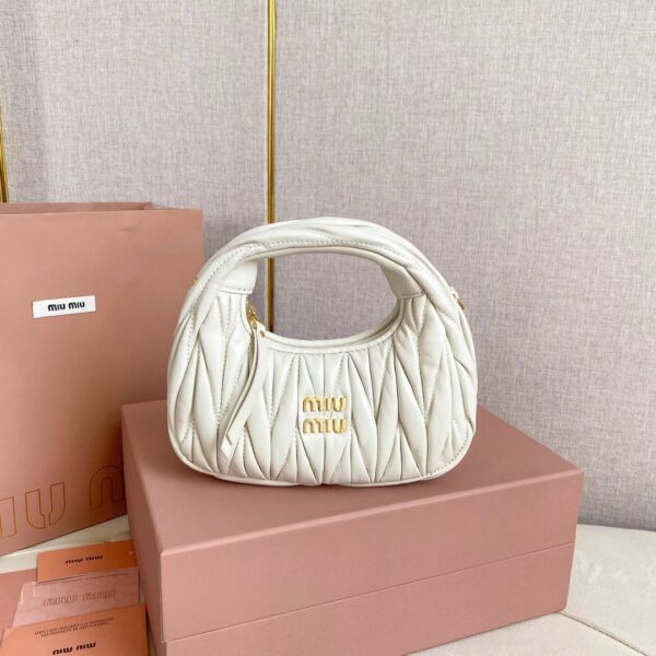 Wander matelassé nappa leather hobo bag