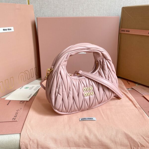 Wander matelassé nappa leather hobo bag