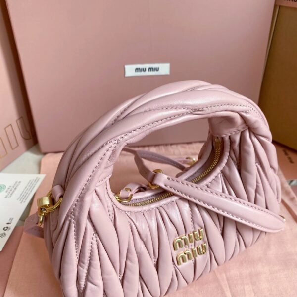 Wander matelassé nappa leather hobo bag