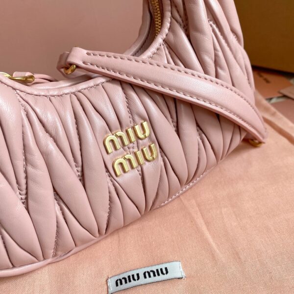 Wander matelassé nappa leather hobo bag