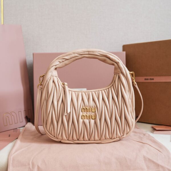 Wander matelassé nappa leather hobo bag