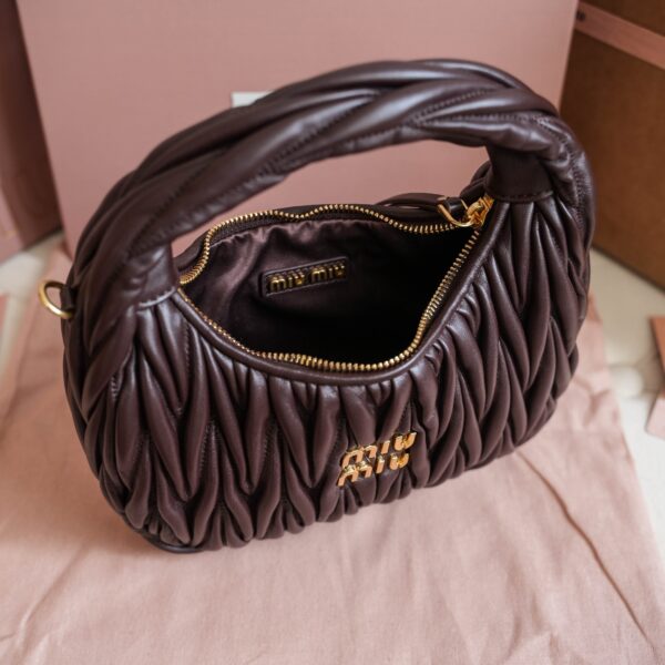 Wander matelassé nappa leather hobo bag