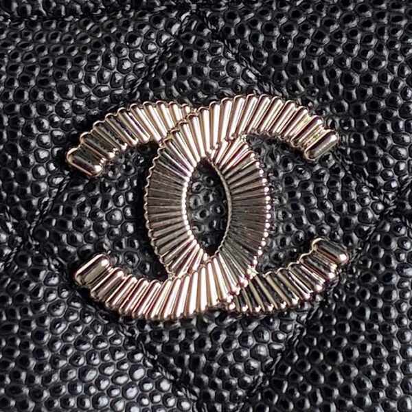 25C Flap Bag with Top Handle