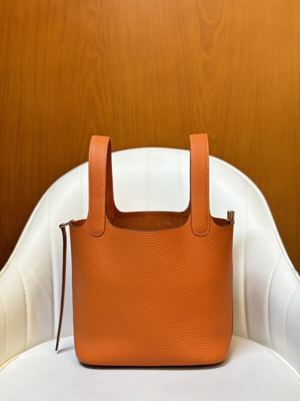 Picotin Lock 18   93 Orange