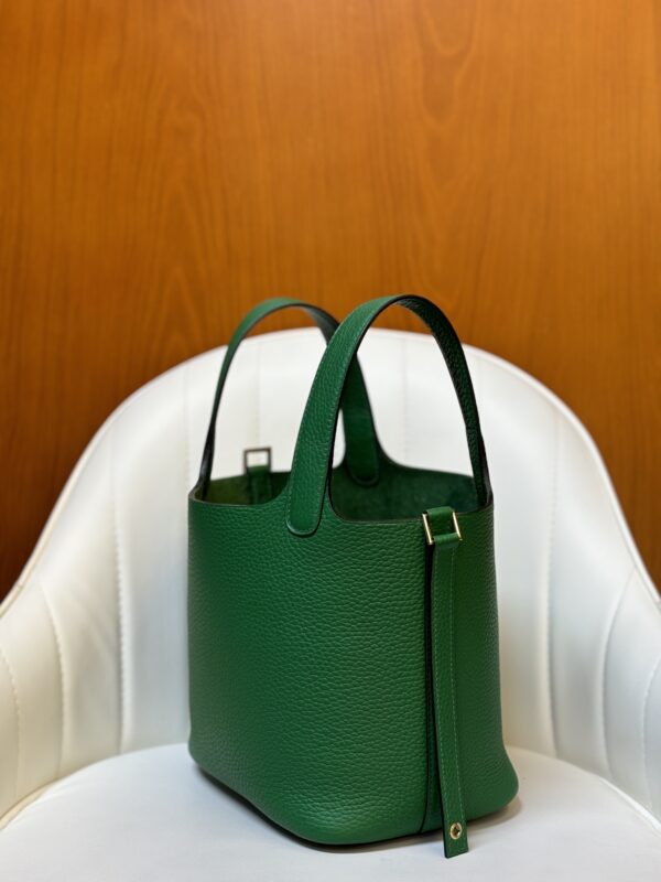 Picotin Lock 18 A8 Vert Yucca