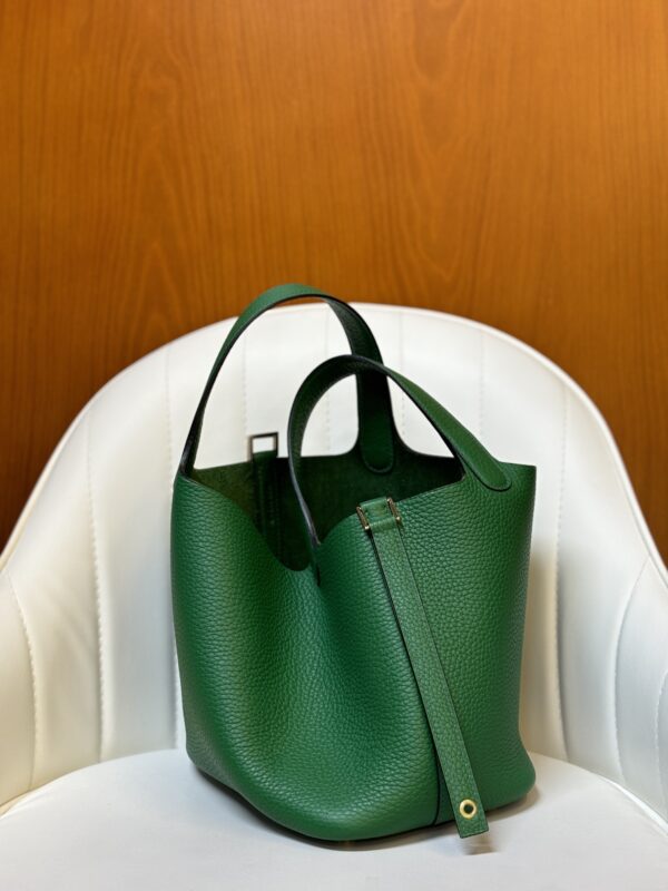 Picotin Lock 18 A8 Vert Yucca