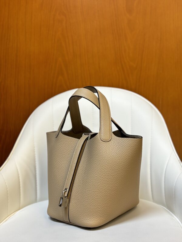 Picotin Lock18  S2 Trench