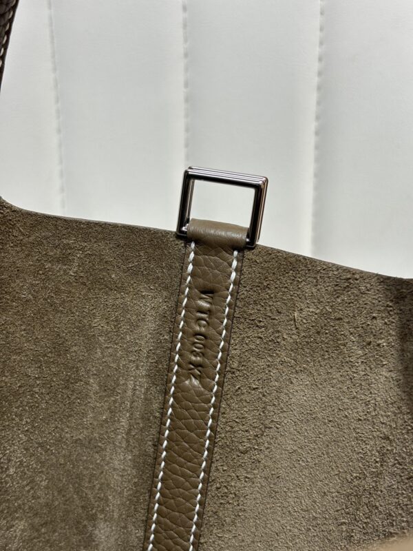 Picotin Lock18  16 Taupe