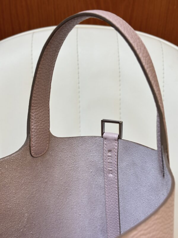 Picotin Lock18  09 Mauve Pale