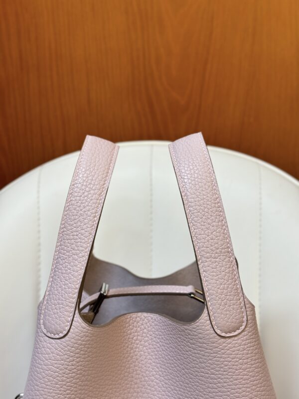 Picotin Lock18  09 Mauve Pale