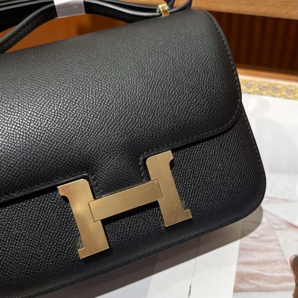 Constance 19  89 Noir