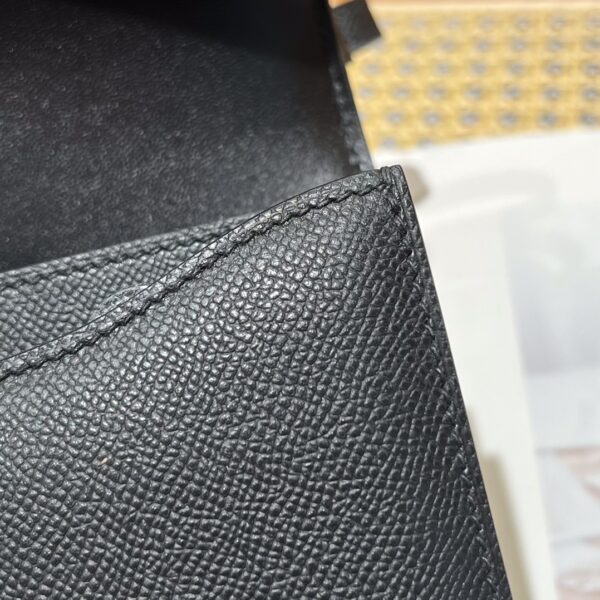 Constance 19  89 Noir