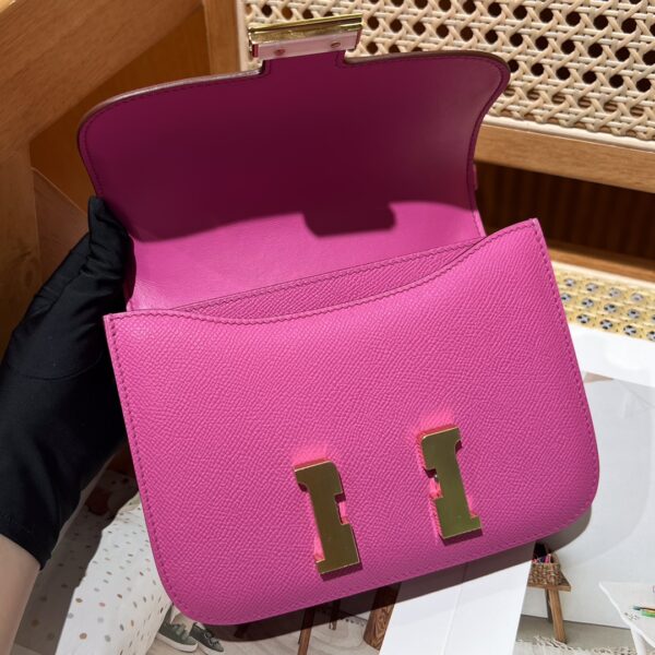 Constance 19    9I Magnolia