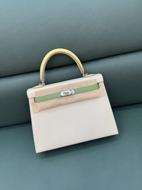 Kelly  color - blocking