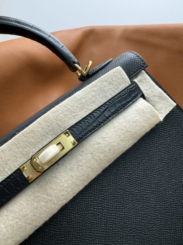 Kelly 25 touch Black gold