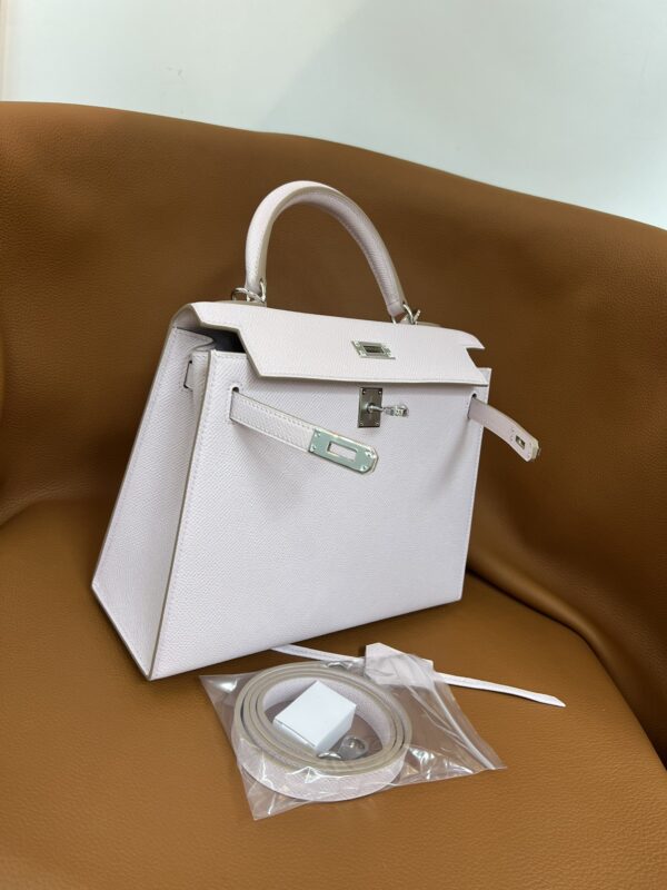 Kelly 25  09 Mauve Pale