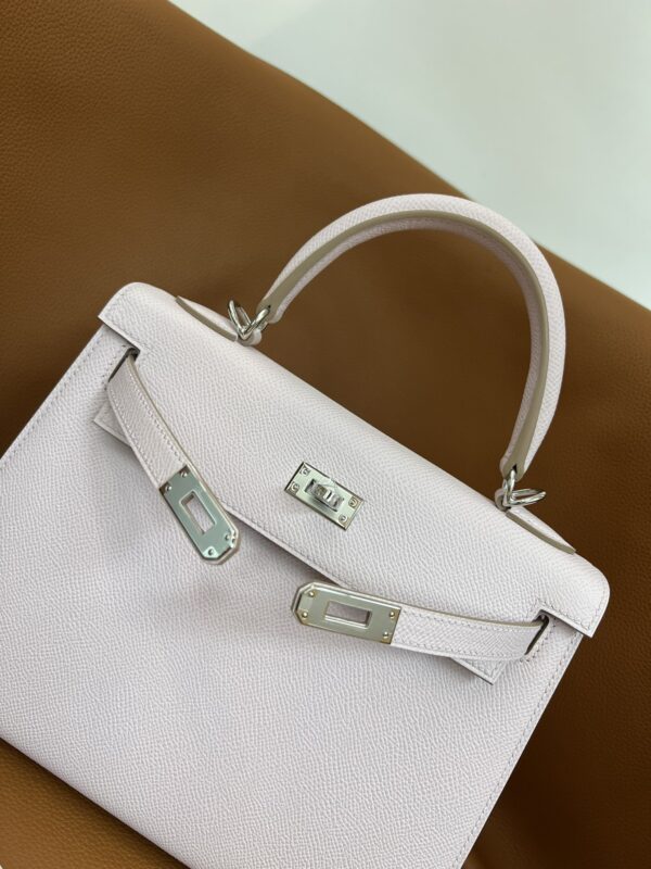 Kelly 25  09 Mauve Pale