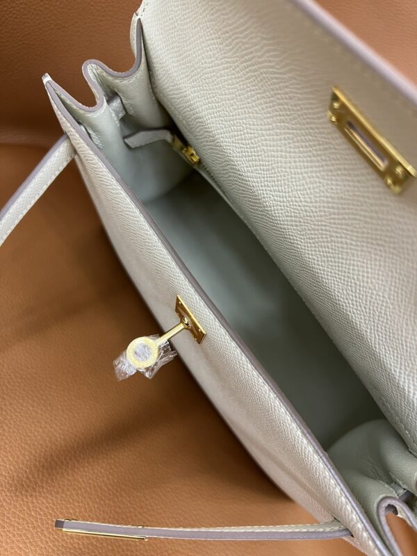 Kelly 25 10 Craie Ivory