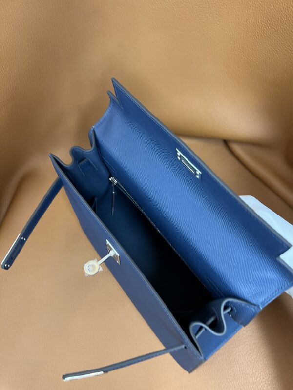 Kelly 25 73 Bleu Saphir