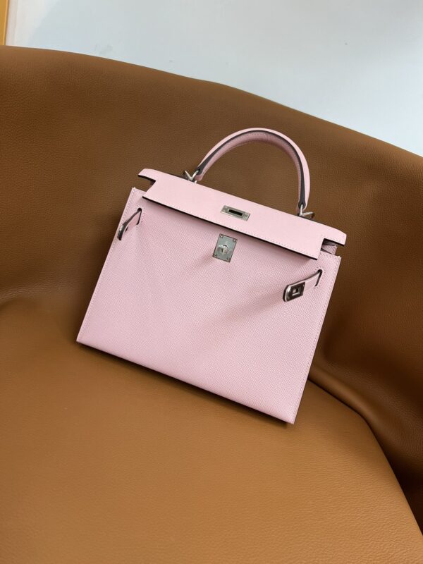 wsxc1743302207216_4 Kelly 25 3Q Rose Sakura