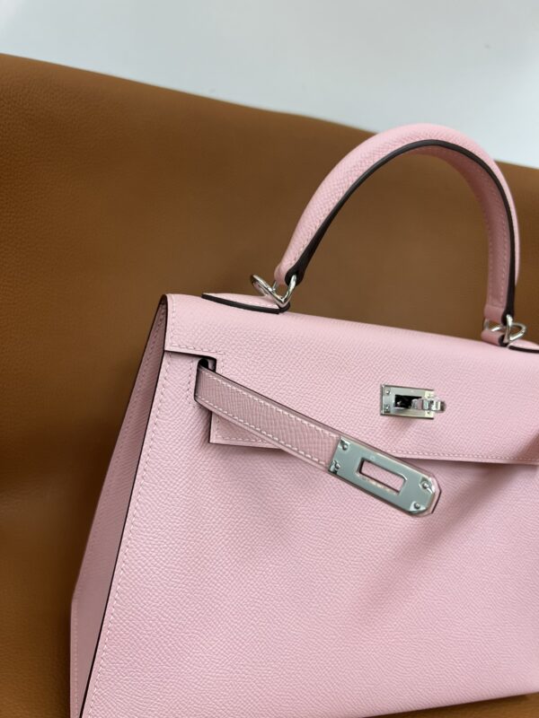 wsxc1743302207242_5 Kelly 25 3Q Rose Sakura