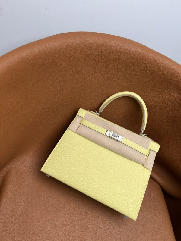 Kelly 25 1Z Jaune Poussin