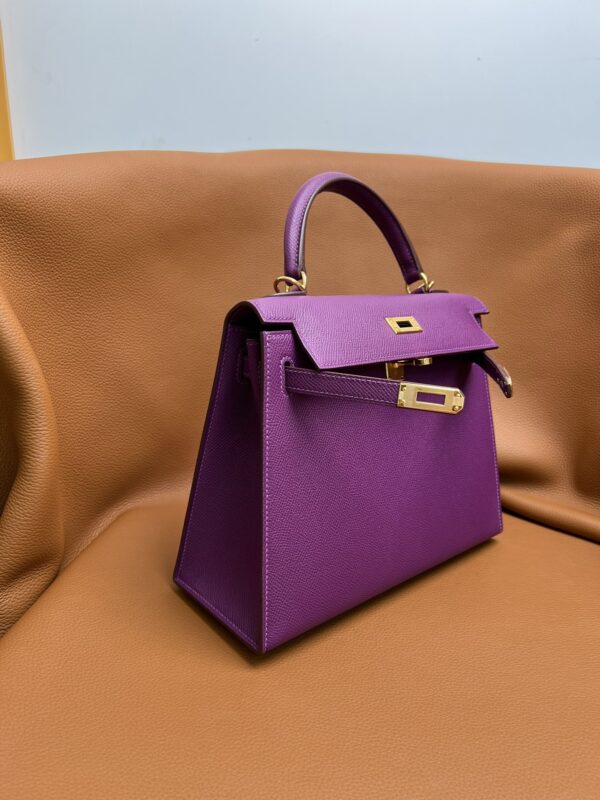 Kelly 25 P9 Anémone