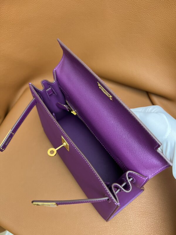 Kelly 25 P9 Anémone