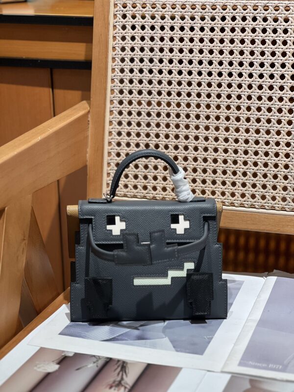 Kelly Doll OH Gris Misty