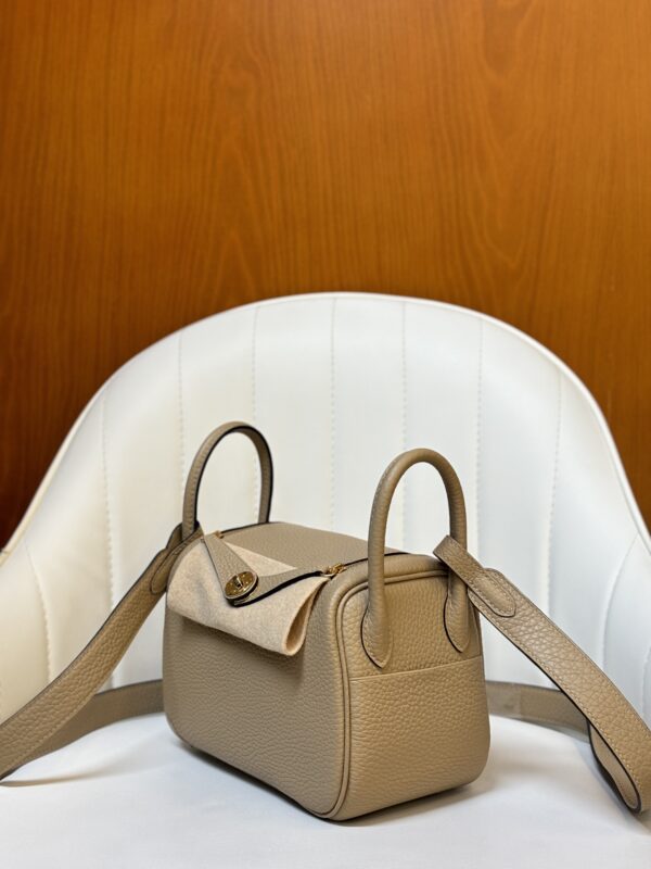 MINI Lindy 4B Biscuit