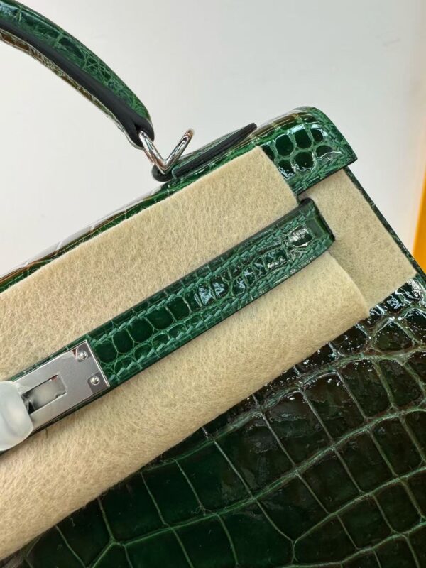 67  Vert Fonce  Kelly 25