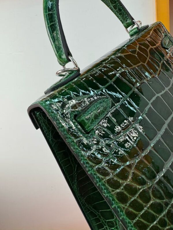 67  Vert Fonce  Kelly 25